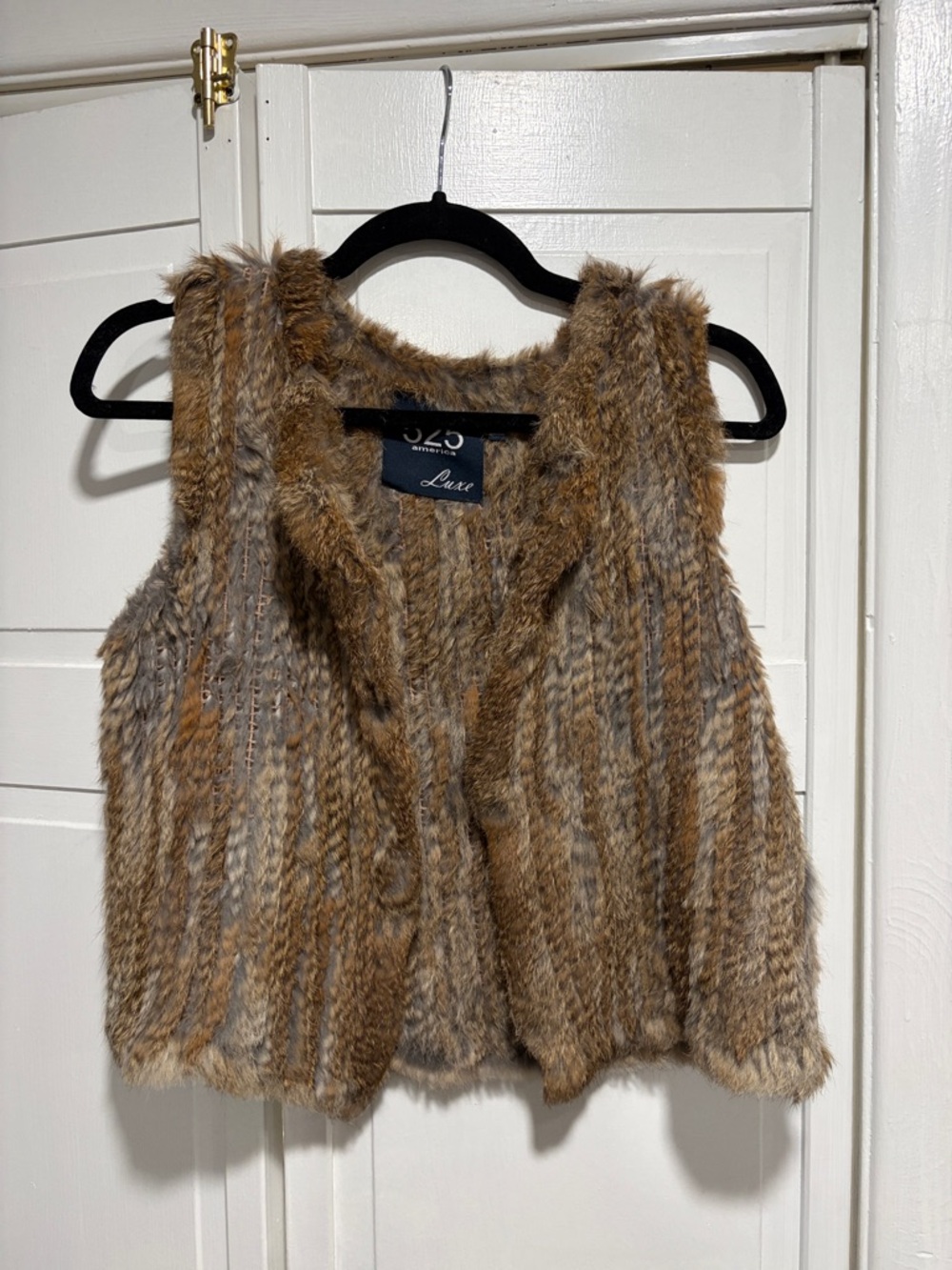 Luxe women’s authentic rabbit Fur Vest in Brown and Gray